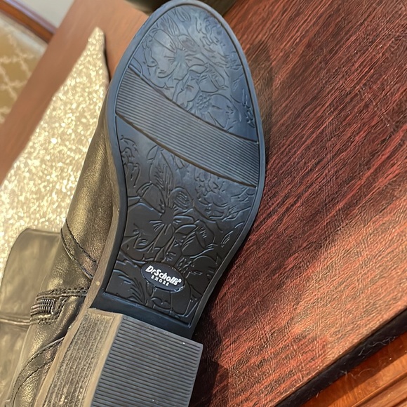 Gorgeous boots in like new condition - Picture 3 of 4